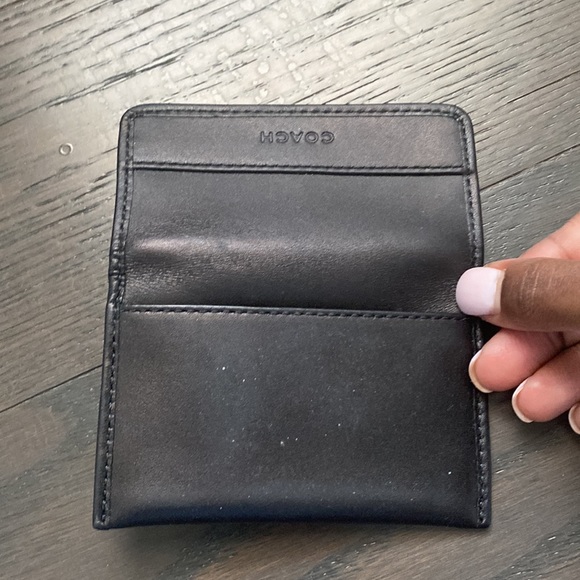 Coach Cardcase - Picture 3 of 3